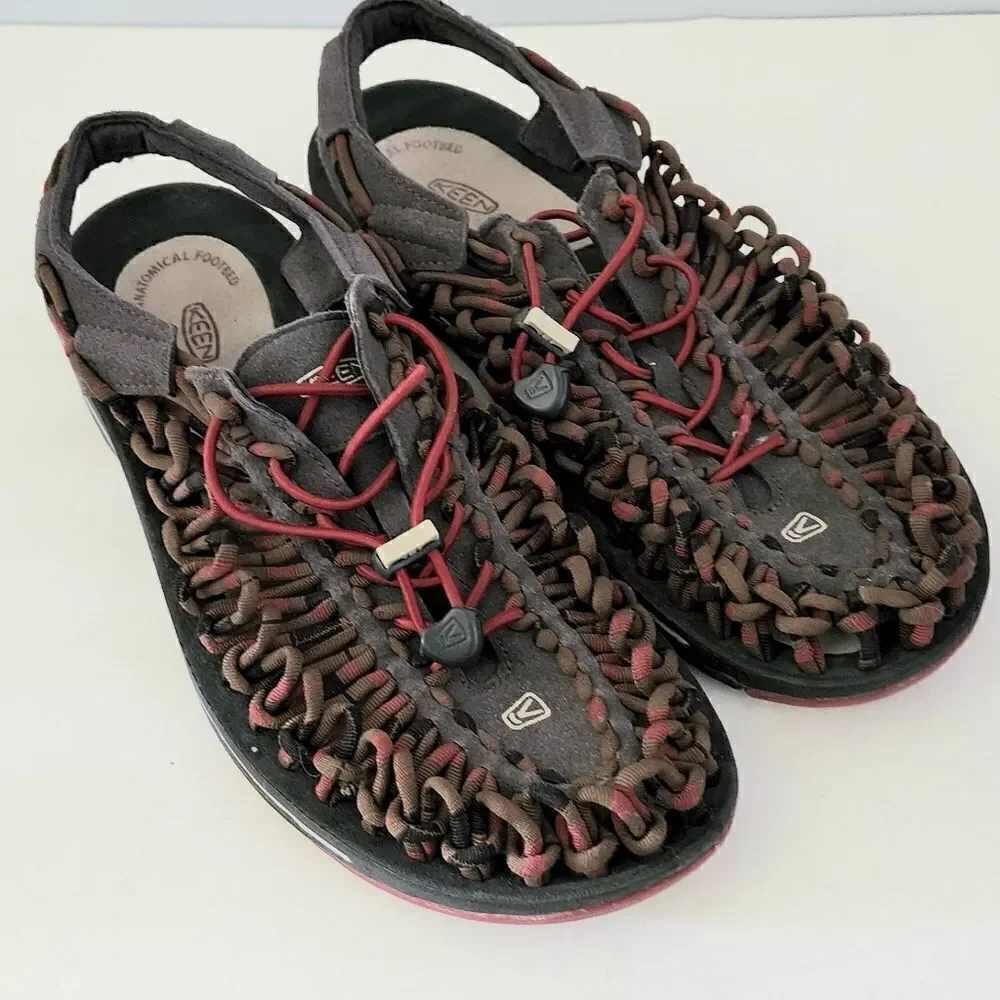 KEEN Uneek ParaCord Bungee Sandals Brown Red Black Mens 10